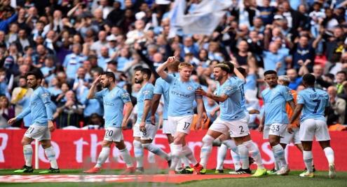 أجويرو احتياطيا.. ورودري يظهر في تشكيل مانشستر سيتي لمواجهة ليفربول بالدرع الخيرية